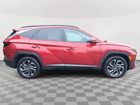 More photos of 2026 Hyundai Tucson Hybrid Limited at Auburn CDJR, WA