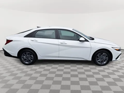 More photos of 2026 Hyundai Elantra Hybrid Blue at Auburn CDJR, WA