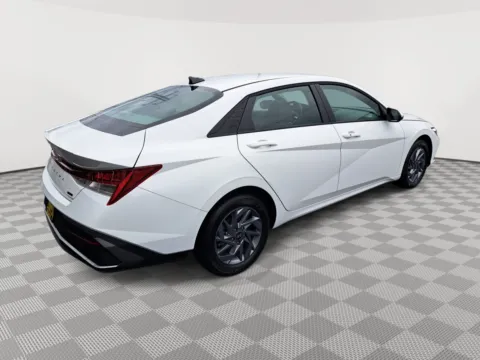 More photos of 2026 Hyundai Elantra Hybrid Blue at Auburn CDJR, WA