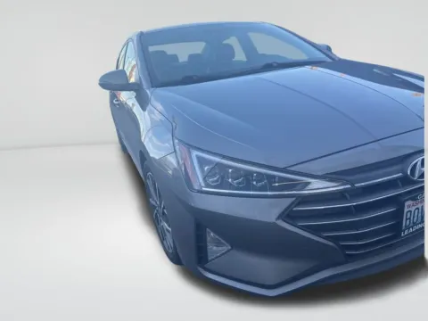 Photos of 2020 Hyundai Elantra Limited for sale in Auburn, WA at Auburn CDJR