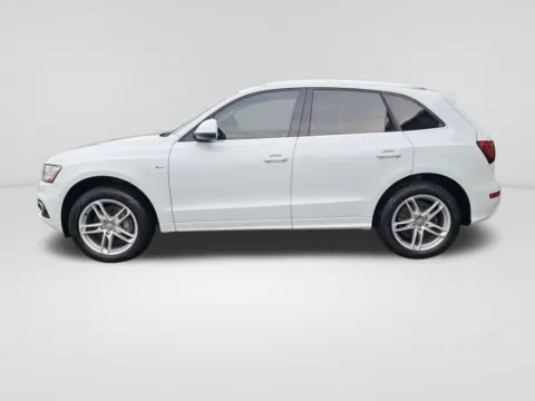 Photos of 2014 Audi Q5 3.0T Premium Plus for sale in Auburn, WA at Auburn CDJR