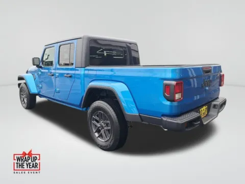 Another view of 2026 Jeep Gladiator Sport S for sale in Auburn, WA at Auburn CDJR
