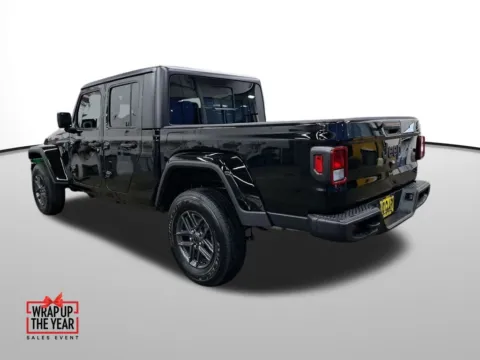 Another view of 2026 Jeep Gladiator Sport S for sale in Auburn, WA at Auburn CDJR