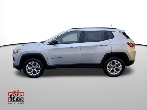 Photos of 2026 Jeep Compass Latitude for sale in Auburn, WA at Auburn CDJR