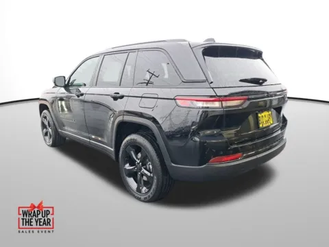 Another view of 2025 Jeep Grand Cherokee for sale in Auburn, WA at Auburn CDJR