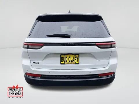 More photos of 2025 Jeep Grand Cherokee at Auburn CDJR, WA