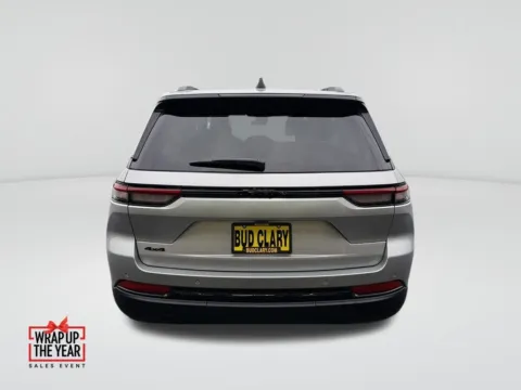 More photos of 2025 Jeep Grand Cherokee at Auburn CDJR, WA