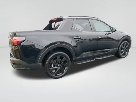 More photos of 2024 Hyundai Santa Cruz NIGHT at Auburn CDJR, WA