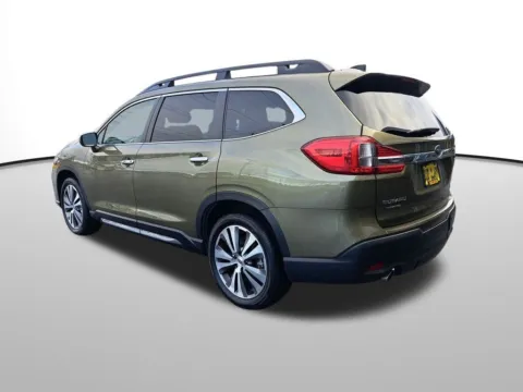 Another view of 2022 Subaru Ascent Touring for sale in Auburn, WA at Auburn CDJR