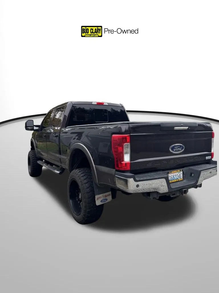 Red 2018 Ford F-250SD Lariat for sale in Auburn, WA