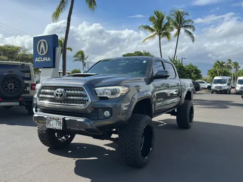 Gray 2017 Toyota Tacoma SR5 for sale in Kahului, HI