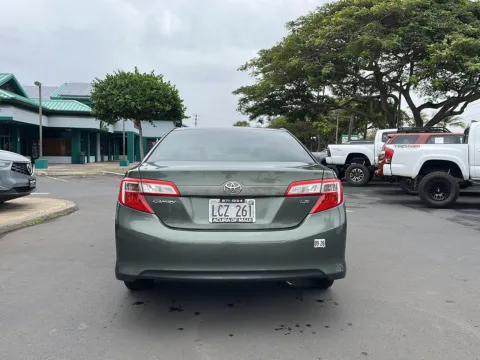 More photos of 2012 TOYOTA CAMRY at Acura of Maui, HI