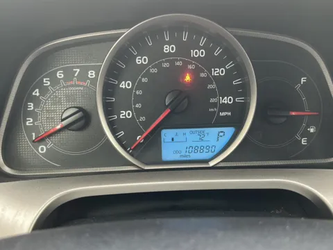 More photos of 2014 Toyota RAV4 XLE at Acura of Maui, HI