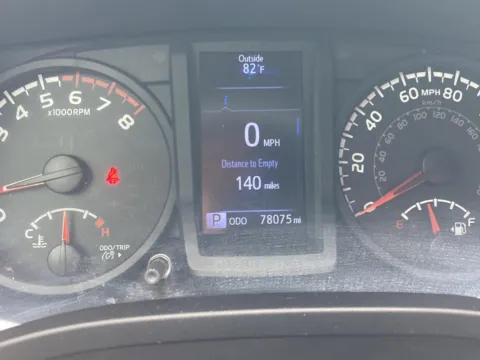 More photos of 2019 Toyota Tacoma SR5 at Acura of Maui, HI