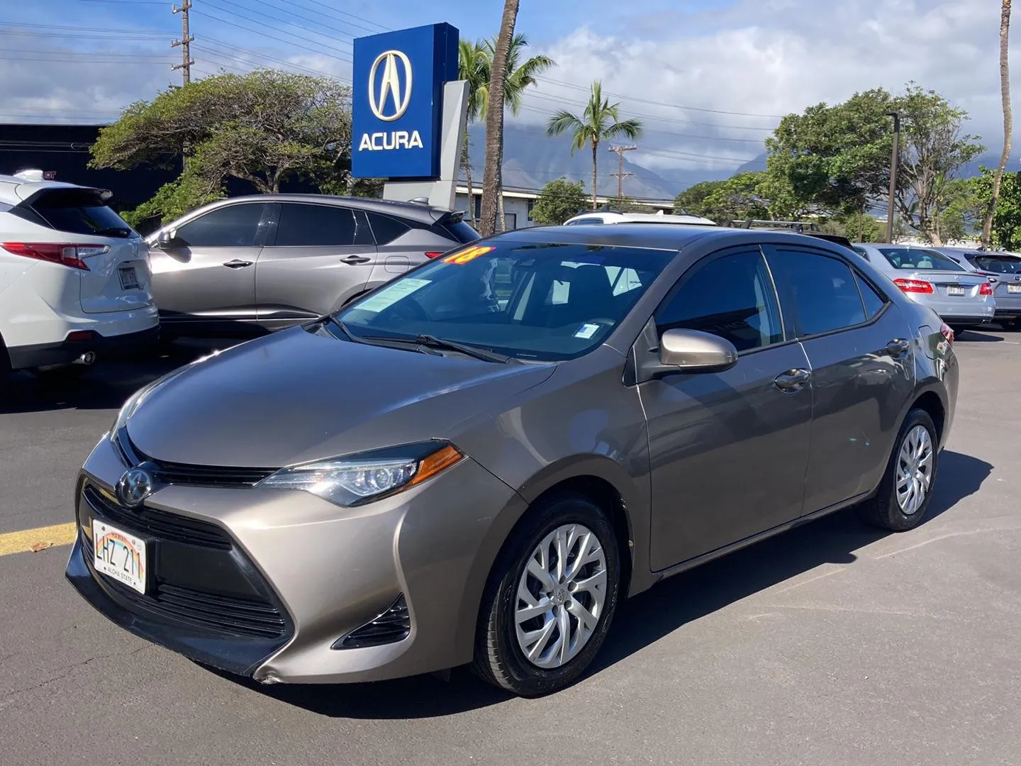 Gray 2018 Toyota Corolla LE for sale in Kahului, HI