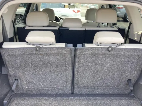 More photos of 2021 Volkswagen Tiguan SE at Acura of Maui, HI