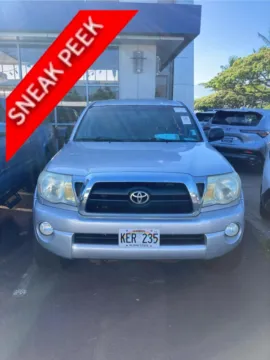 Silver 2008 Toyota Tacoma PreRunner for sale in Kahului, HI
