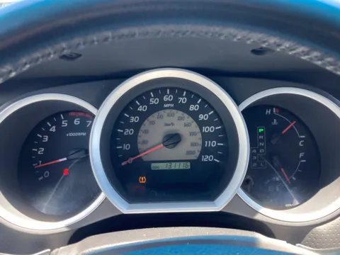 More photos of 2008 Toyota Tacoma PreRunner at Acura of Maui, HI