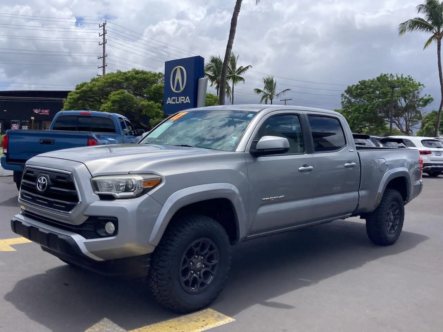 Silver 2017 Toyota Tacoma SR5 for sale in Kahului, HI