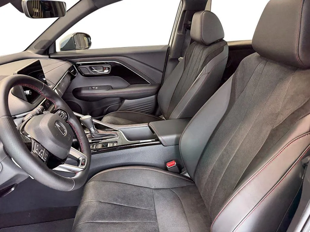 2025 Acura ADX A-Spec Package - Photo 16