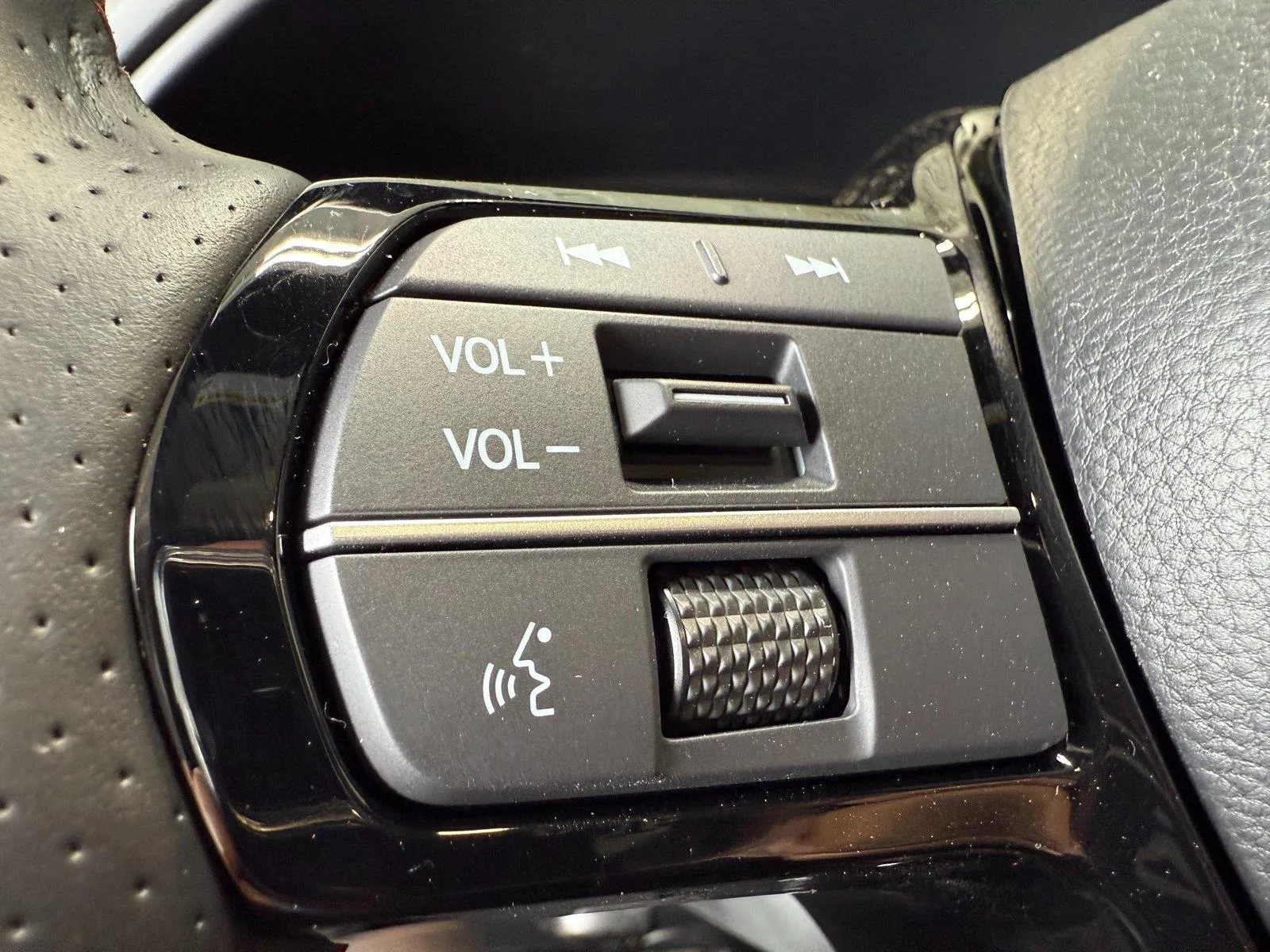 2025 Acura ADX A-Spec Package - Photo 22