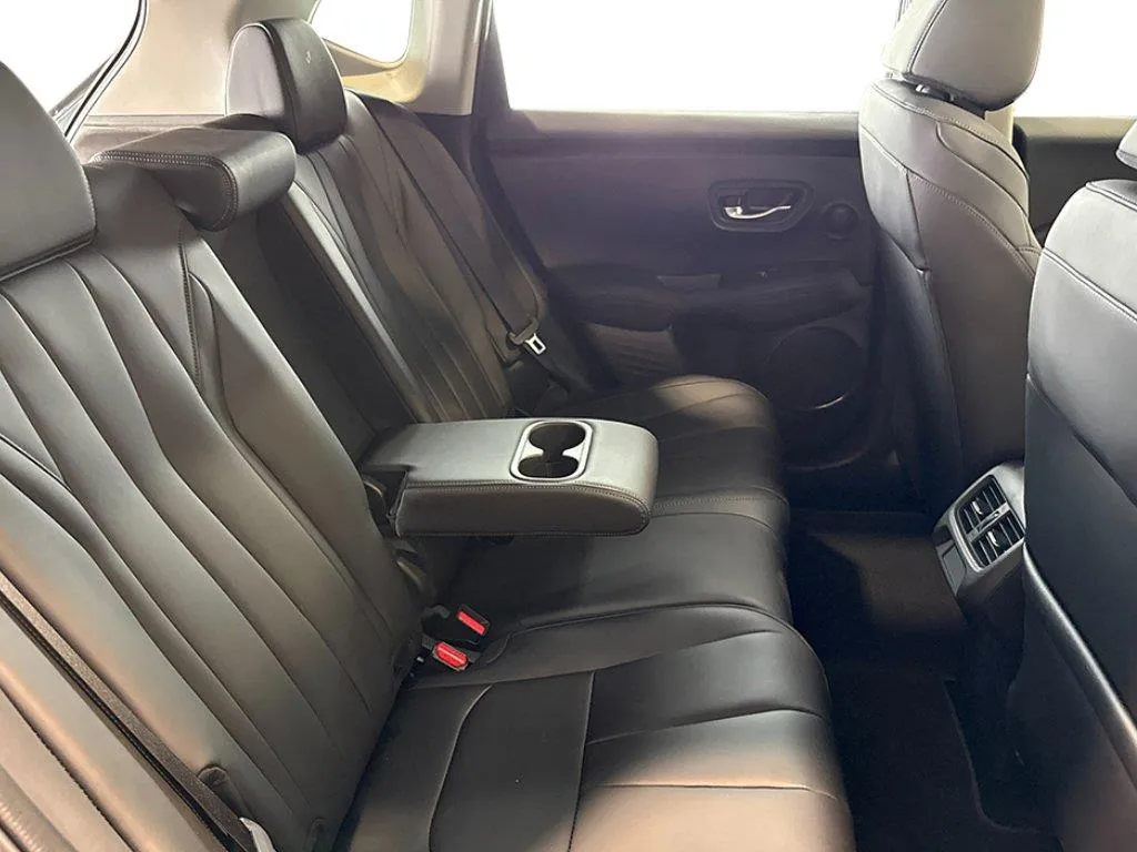 2025 Acura ADX Base - Photo 34