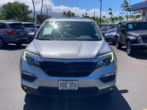 Photos of 2017 Honda Pilot EX-L for sale in Kahului, HI at Acura of Maui