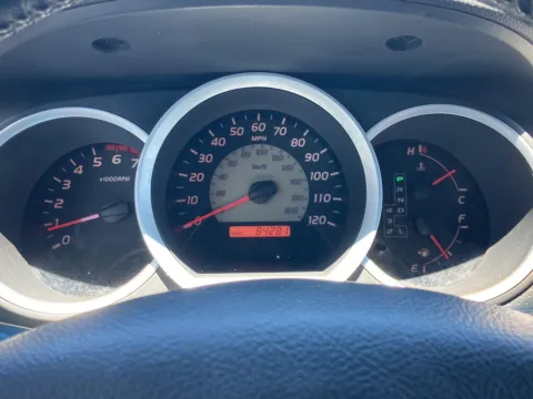 More photos of 2010 Toyota Tacoma at Acura of Maui, HI