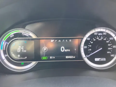 More photos of 2018 Kia NIRO EV TOUR at Acura of Maui, HI