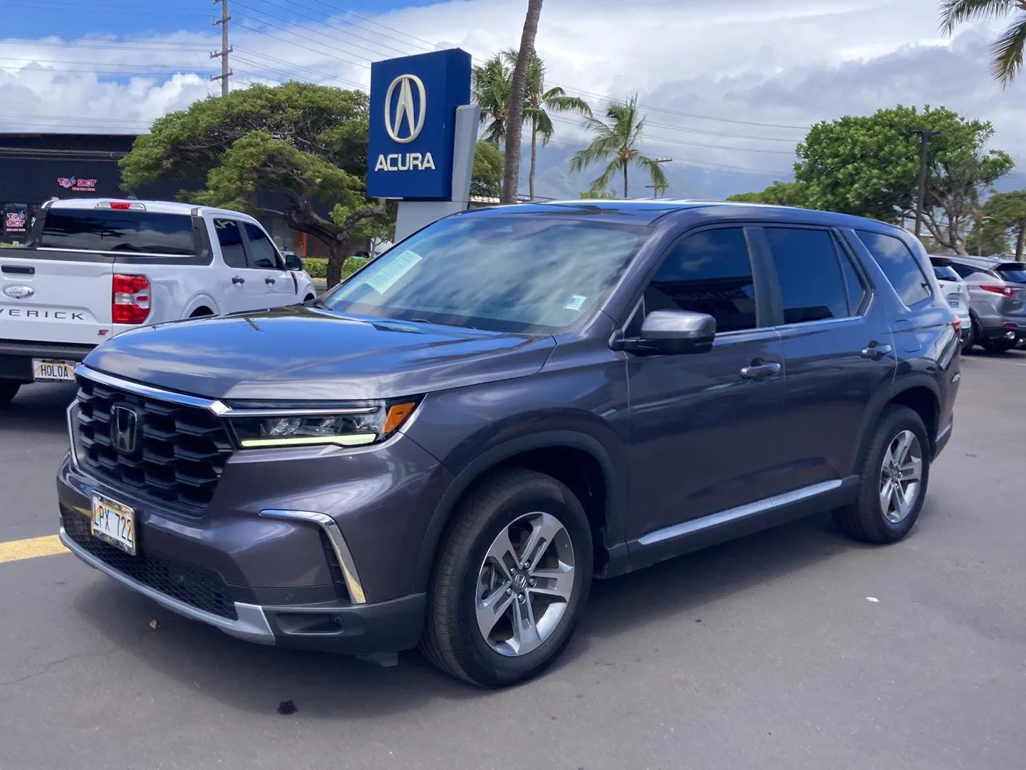 Gray 2025 Honda Pilot EX-L for sale in Kahului, HI