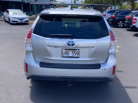 More photos of 2017 Toyota Prius v Five at Acura of Maui, HI