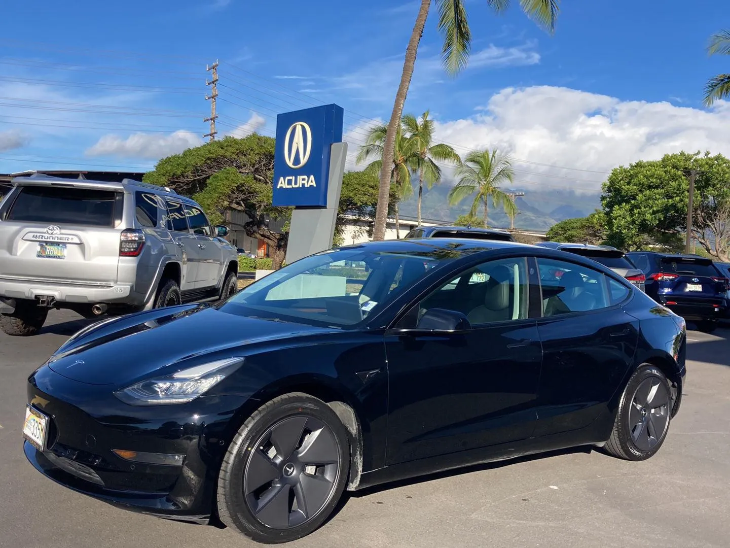 Used 2022 Tesla Model 3 Long Range with VIN 5YJ3E1EB8NF263232 for sale in Kahului, HI