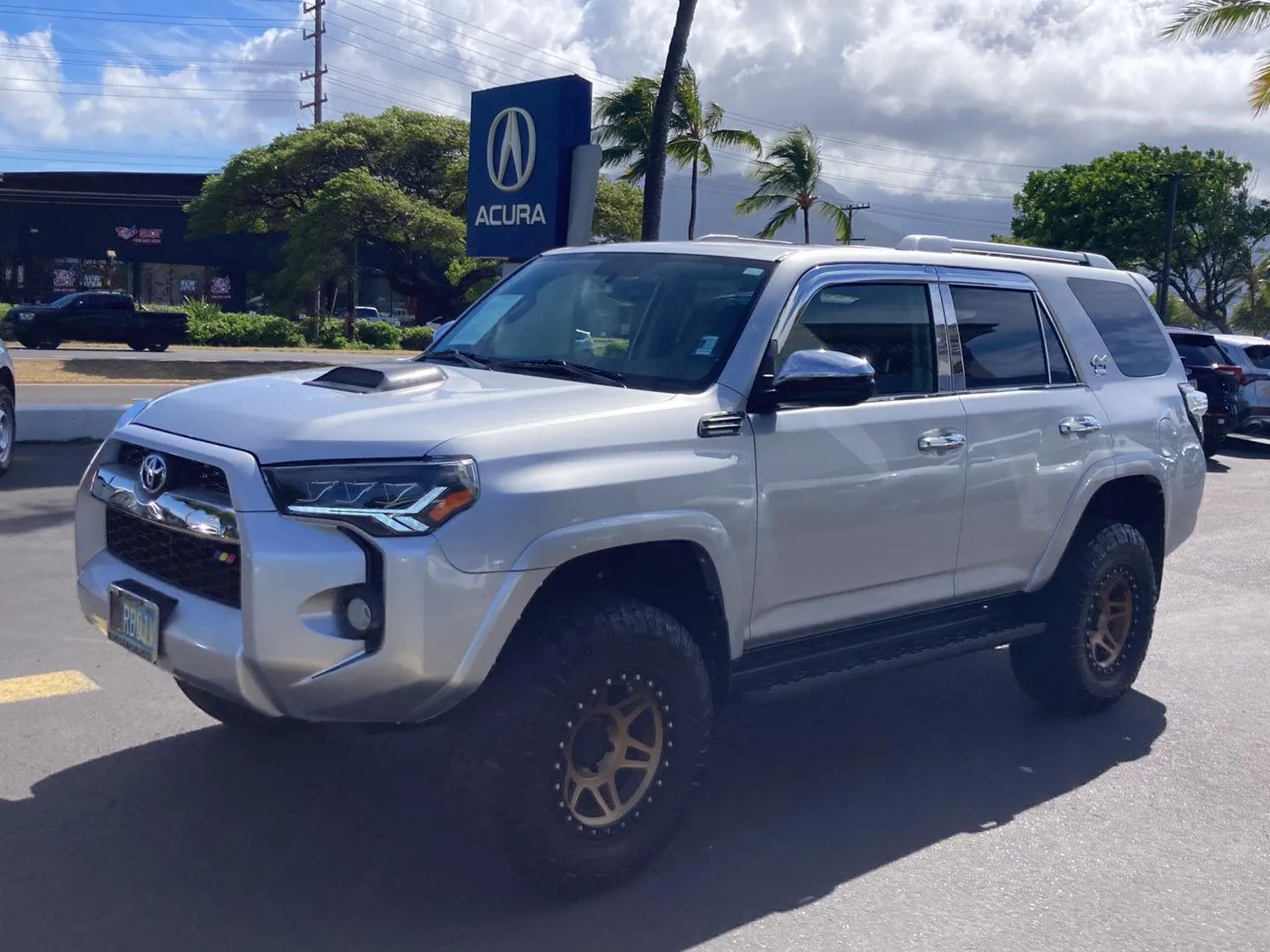 Silver 2018 Toyota 4Runner SR5 for sale in Kahului, HI