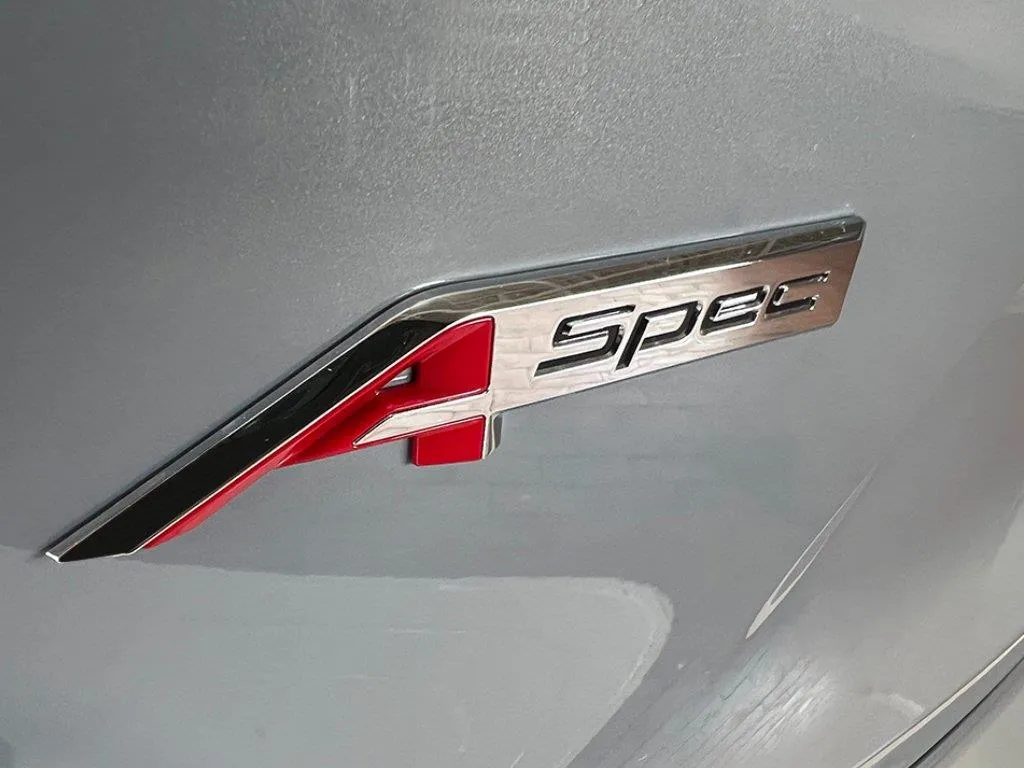 2026 Acura RDX w/A-Spec Package at Acura of Maui, photo 4