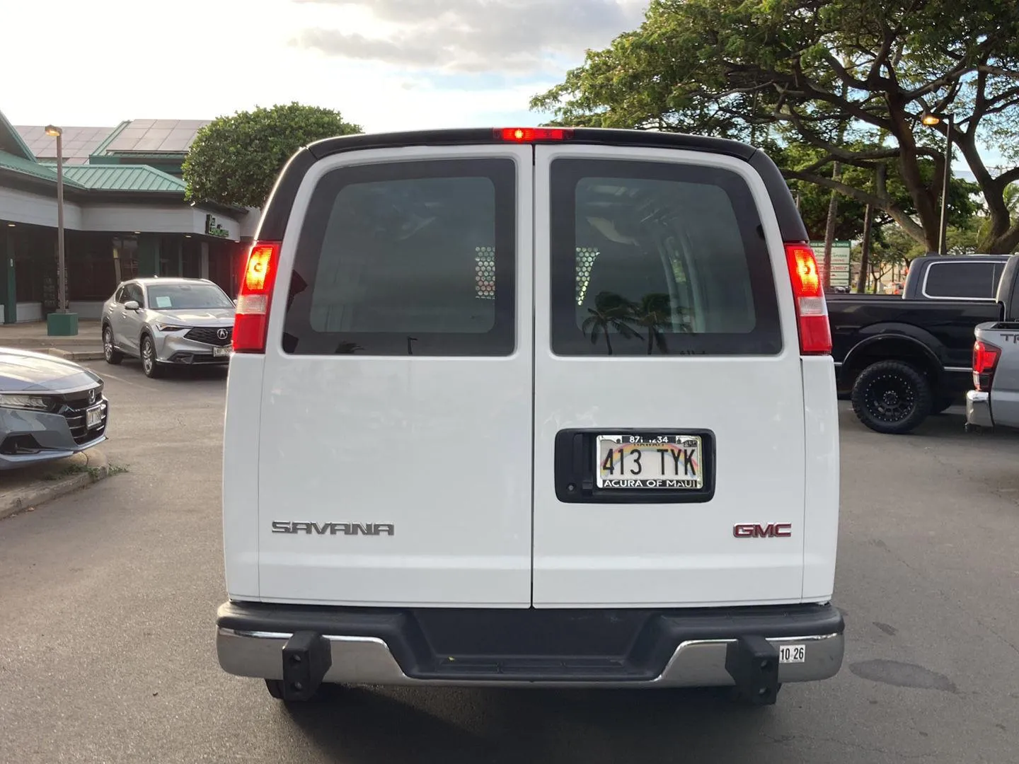 2025 GMC Savana Cargo Van 2500 at Acura of Maui, photo 5