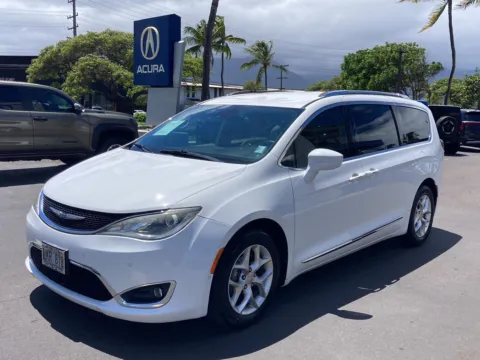 White 2019 Chrysler Pacifica Touring L Plus for sale in Kahului, HI