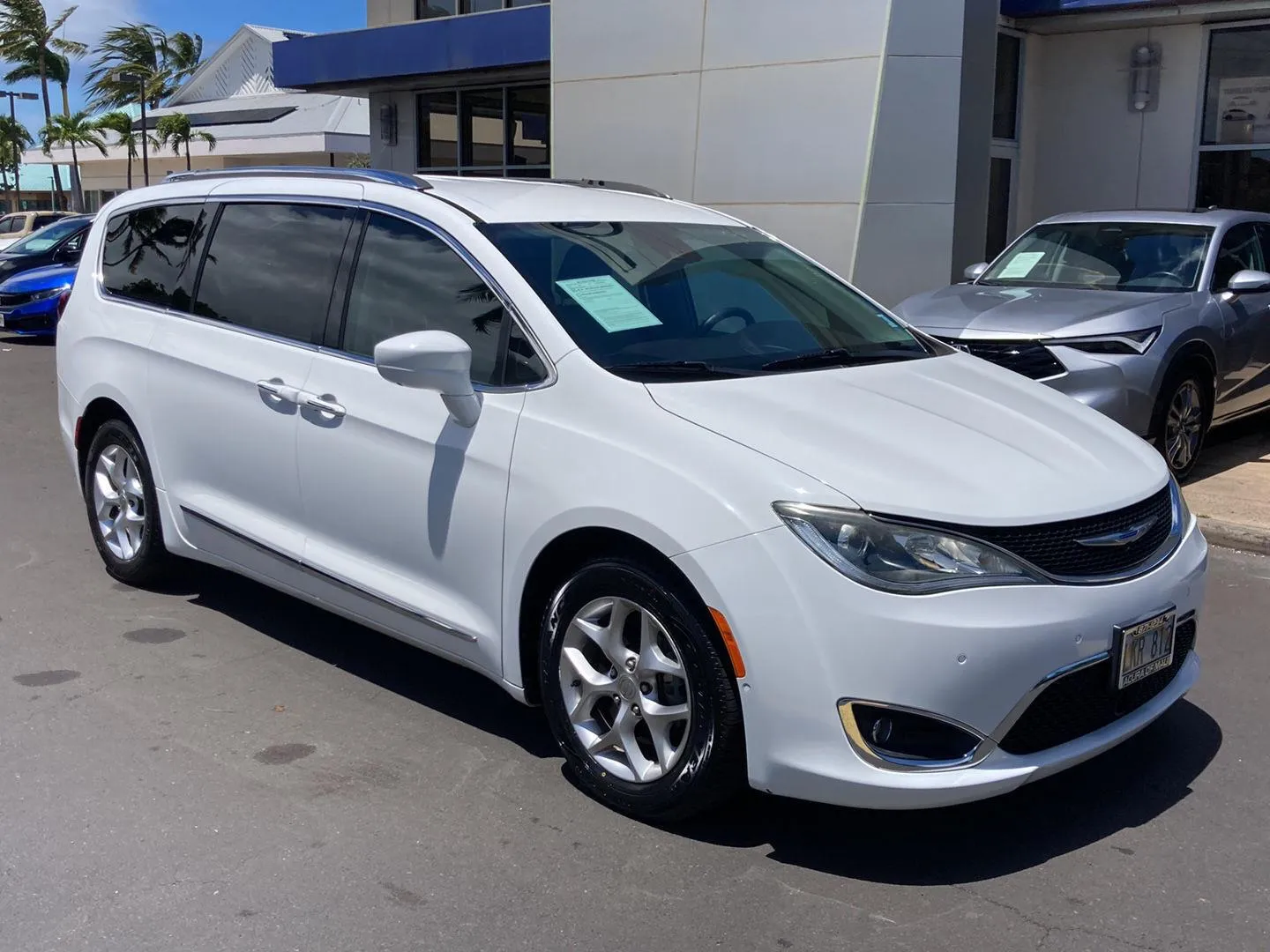 2019 Chrysler Pacifica Touring L Plus at Acura of Maui, photo 3