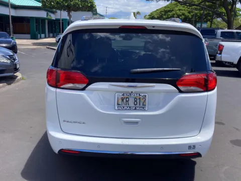 More photos of 2019 Chrysler Pacifica Touring L Plus at Acura of Maui, HI