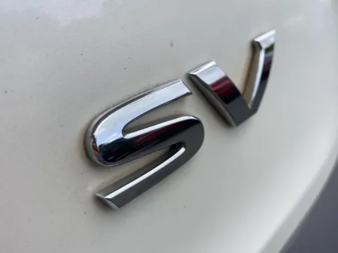 More photos of 2023 Nissan Rogue SV at Acura of Maui, HI
