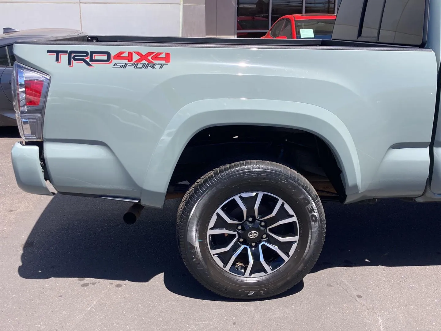 2023 Toyota Tacoma TRD Sport at Acura of Maui, photo 4