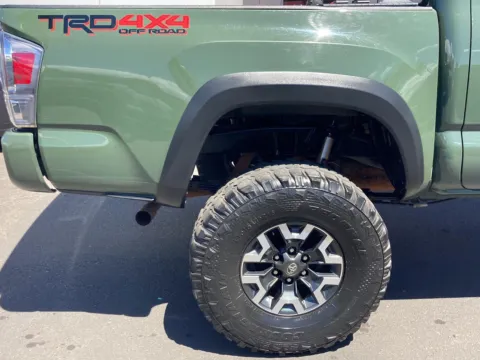More photos of 2022 Toyota Tacoma TRD Off Road at Acura of Maui, HI