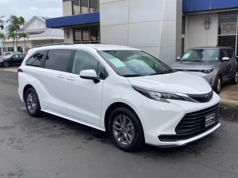 Another view of 2026 Toyota Sienna LE for sale in Kahului, HI at Acura of Maui