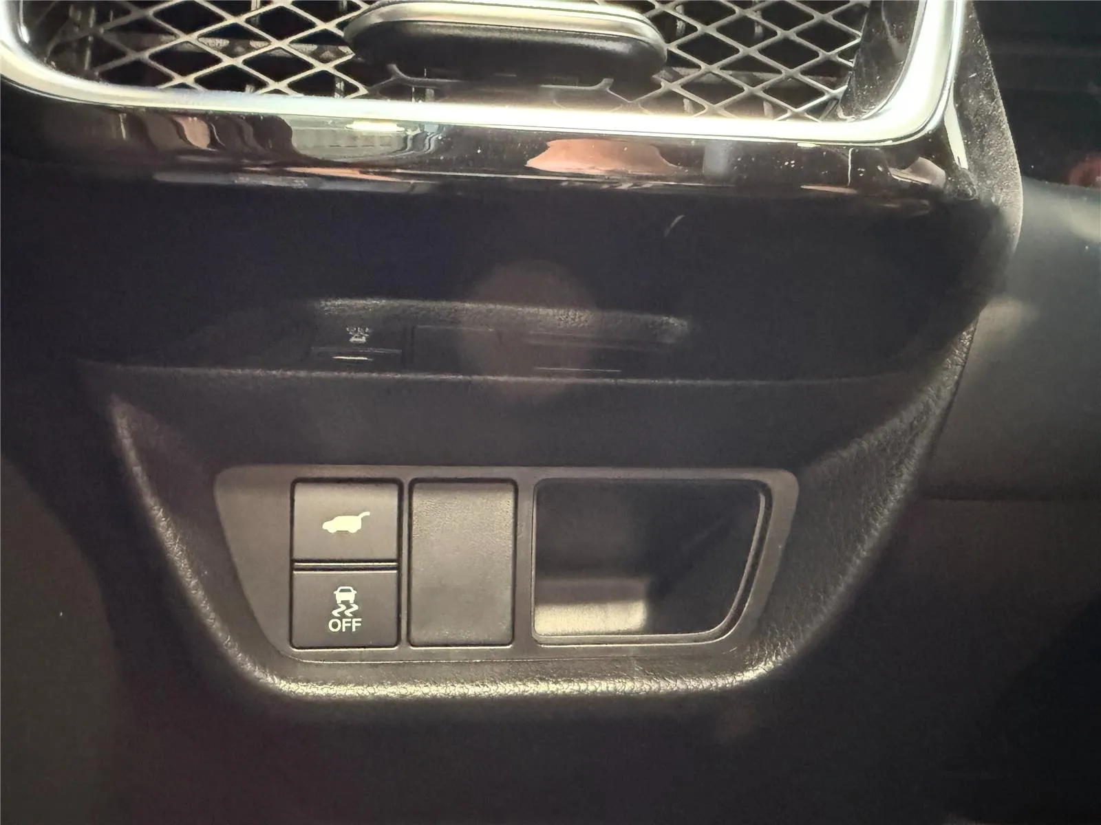 2025 Acura ADX A-Spec Package - Photo 17