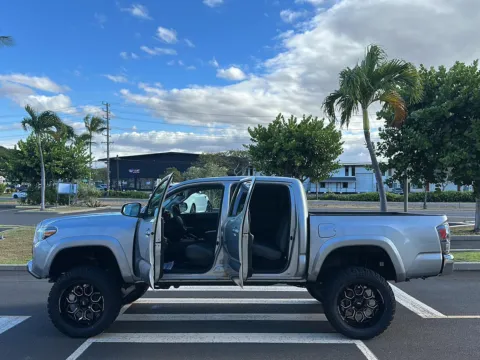 Photos of 2019 Toyota Tacoma SR5 for sale in Kahului, HI at Acura of Maui