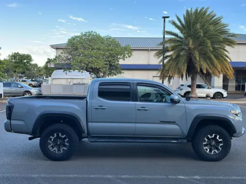 More photos of 2018 Toyota Tacoma TRD Off Road at Acura of Maui, HI