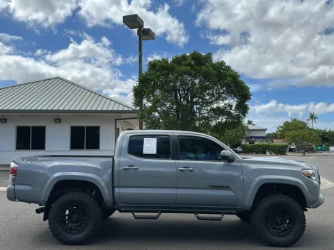 More photos of 2021 Toyota Tacoma TRD Sport at Acura of Maui, HI