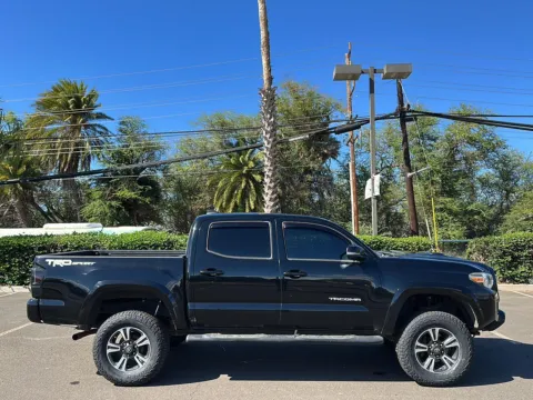 More photos of 2017 Toyota Tacoma TRD Sport at Acura of Maui, HI