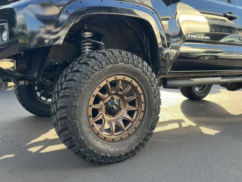 Photos of 2020 Toyota Tacoma SR V6 for sale in Kahului, HI at Acura of Maui