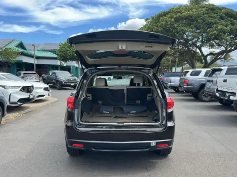 More photos of 2015 Acura RDX at Acura of Maui, HI