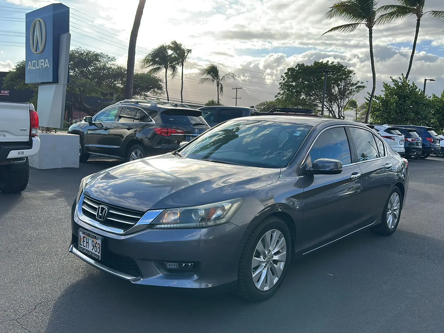 Used 2014 Honda Accord EX with VIN 1HGCR2F77EA078684 for sale in Kahului, HI